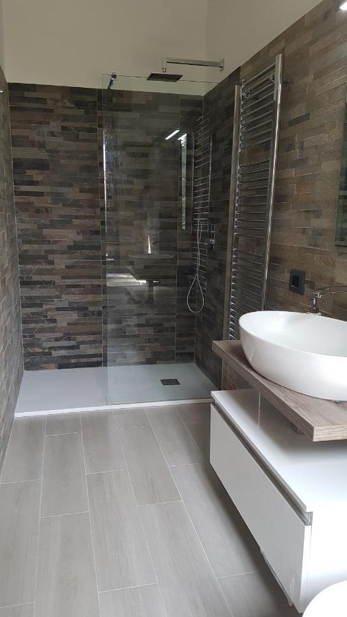 B&B Villa Mirella Casnate Con Bernate Dış mekan fotoğraf