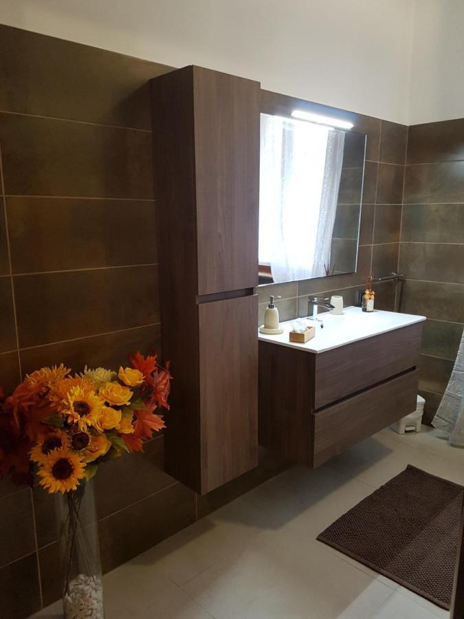 B&B Villa Mirella Casnate Con Bernate Dış mekan fotoğraf
