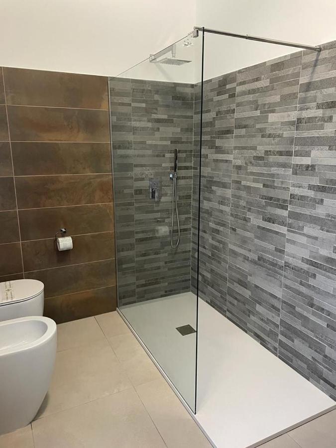 B&B Villa Mirella Casnate Con Bernate Dış mekan fotoğraf