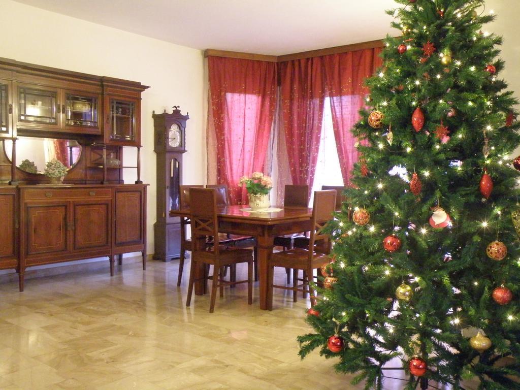 B&B Villa Mirella Casnate Con Bernate Dış mekan fotoğraf